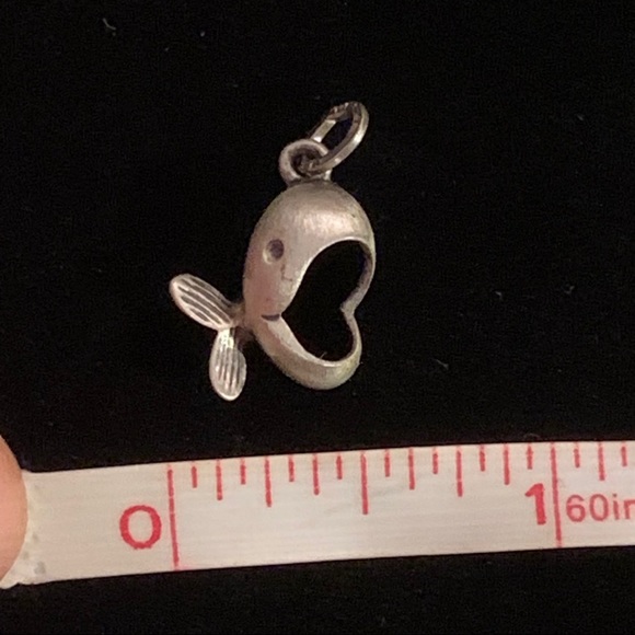 VTG Beau sterling whale pendant - Picture 7 of 7